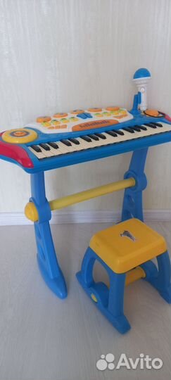 Синтезатор, пианино детское со стульчиком