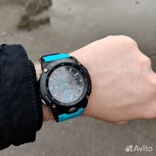 Часы Casio G-Shock GA-2000-1A2