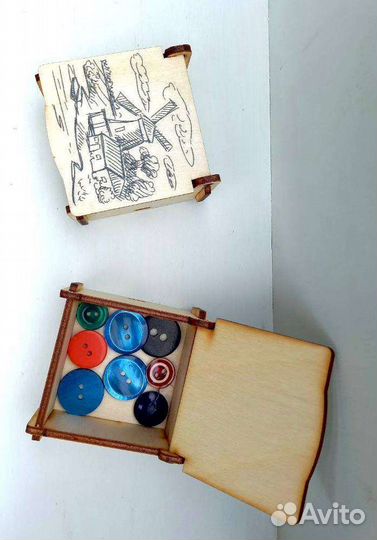 Сувенирная шкатулка