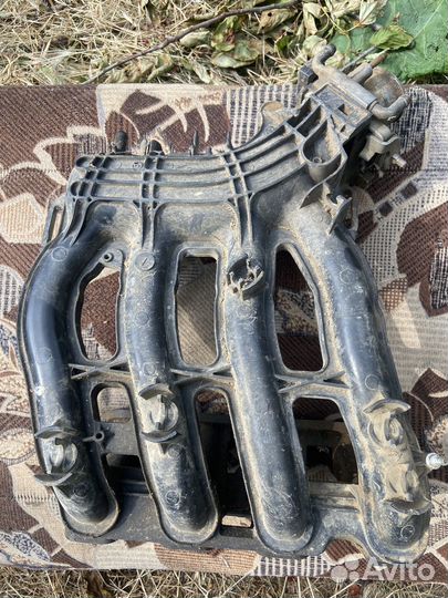 Впускной коллектор ваз 16кл (рессивер)