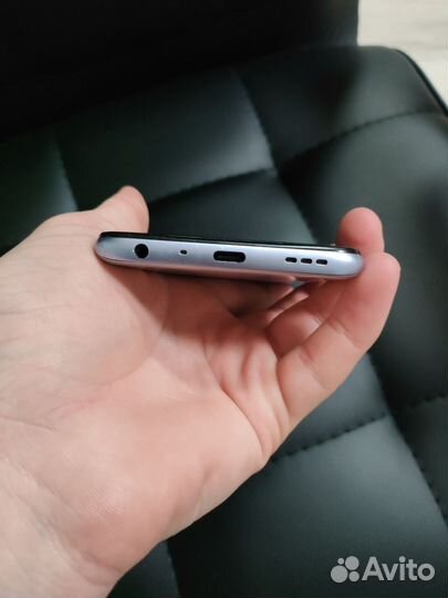 realme Q3s, 8/128 ГБ