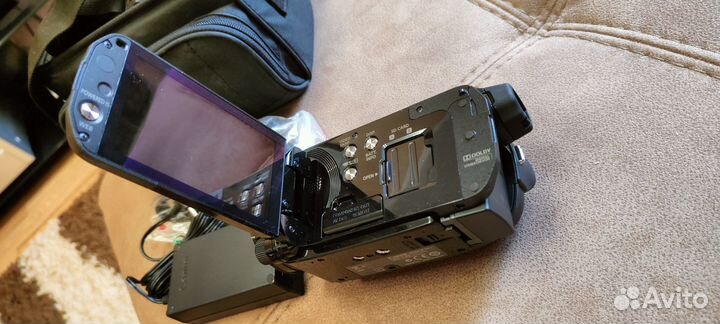 Цифровая видеокамера Canon legria HF S21