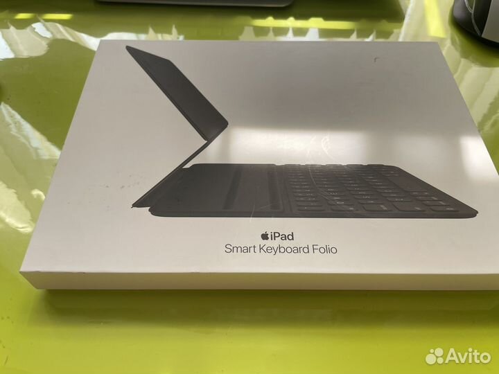 Клавиатура Apple