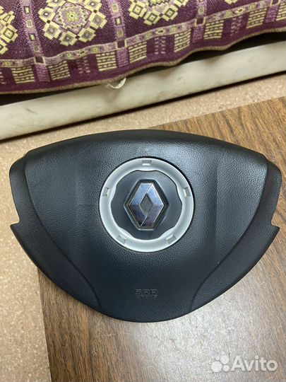 Подушка безопасности водителя Renault Logan 1