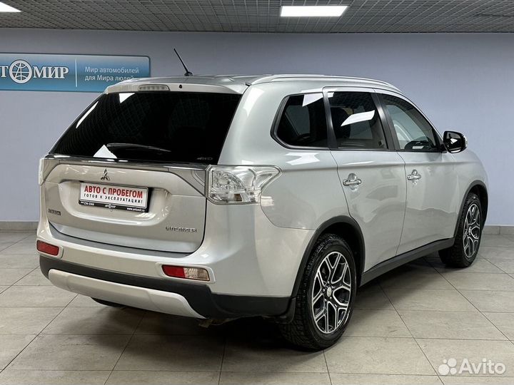 Mitsubishi Outlander 2.4 CVT, 2014, 201 474 км