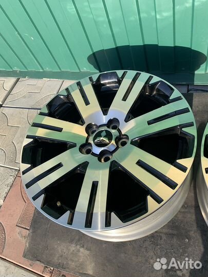 Оригинальные диски Mitsubishi R18, 5/114.3