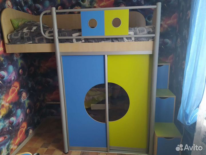 Кровать со шкафом