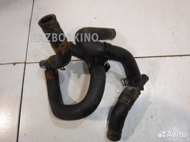 Патрубок системы охлаждения