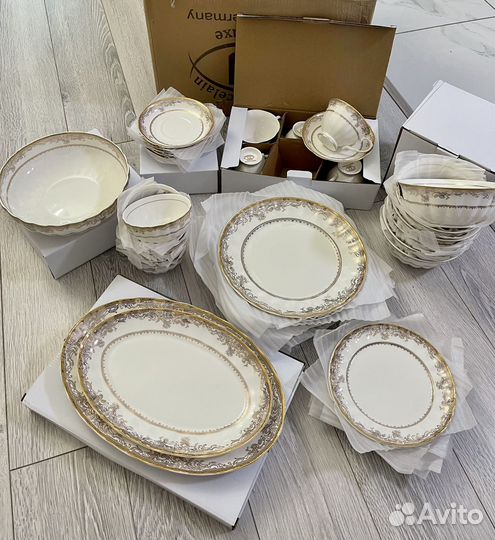 Столовый и чайный сервиз 39 предметов