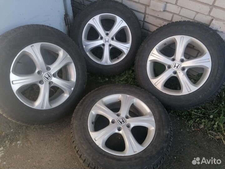 Honda CR-V 225/65R17