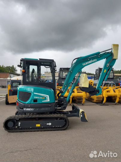 Мини-экскаватор Sunward SWE 35UF, 2023
