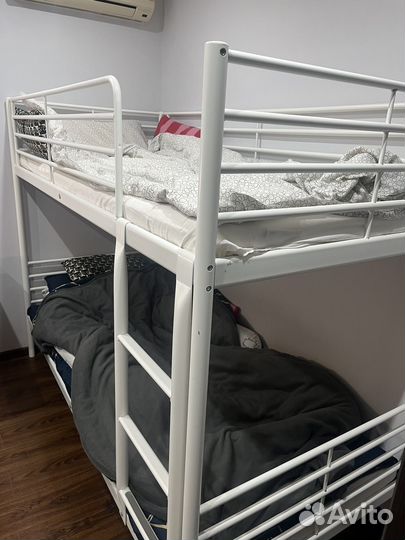 Кровать двухьярусная IKEA
