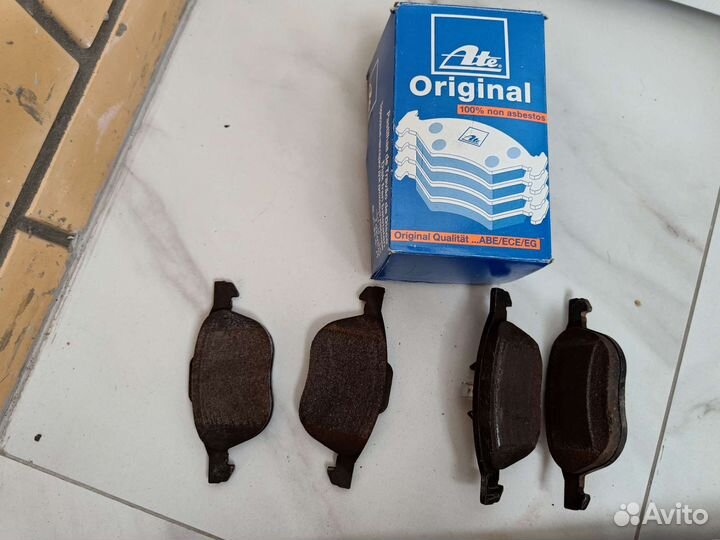 Тормозные колодки Mazda 3 bk седан