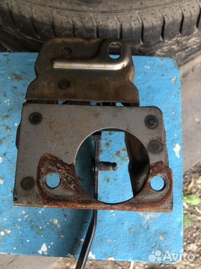 Лендровер Фрилеедер 1 педаль сцепления