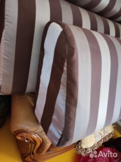 Подушки для дивана большие