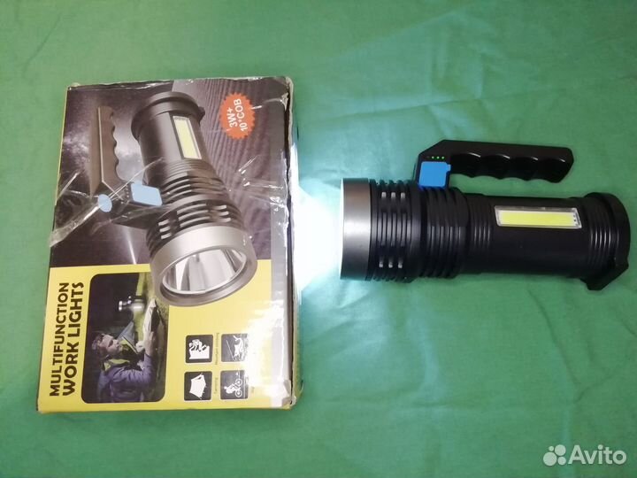 LED Фонарь новый со встроенной акб, мощный
