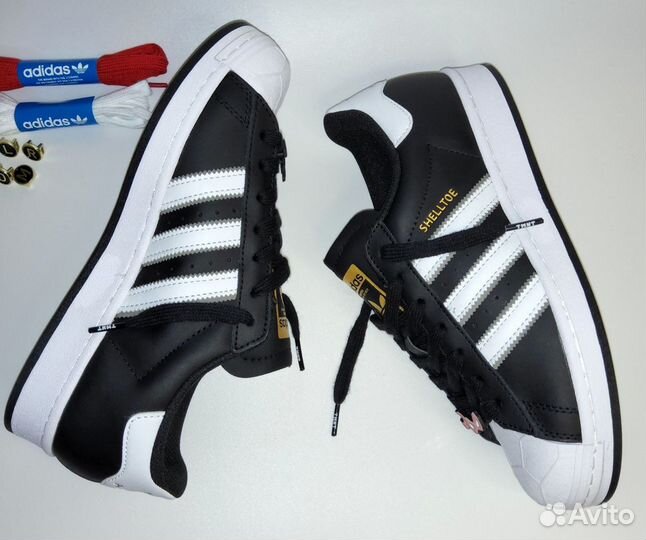 Кроссовки adidas Shelltoe