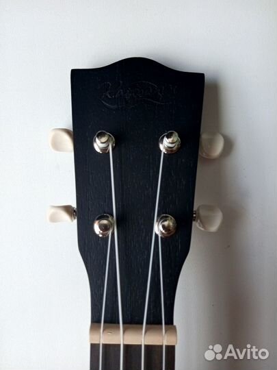 Укулеле kaimana (Индонезия) новая