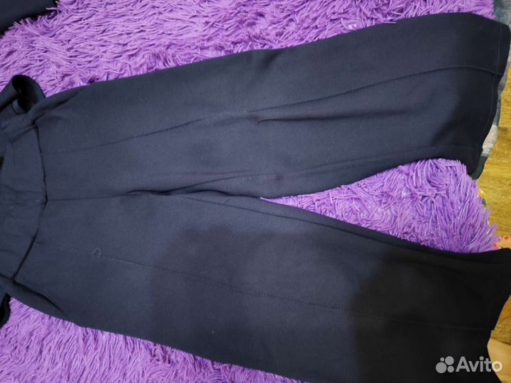 Школьный костюм. Брюки и пиджак