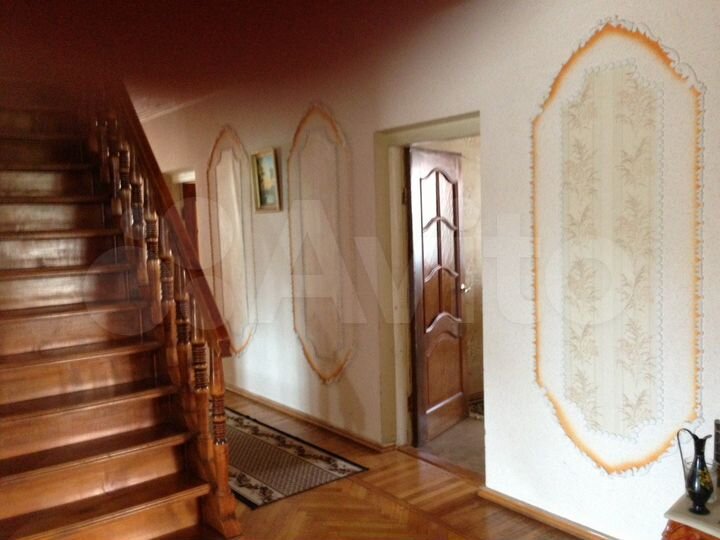 Дом 305,9 м² на участке 9 сот.