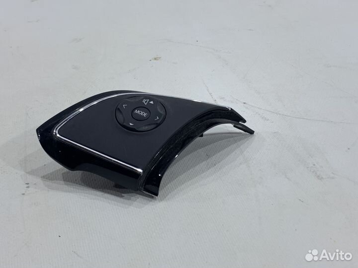 Блок кнопок на руле Mitsubishi Outlander 3