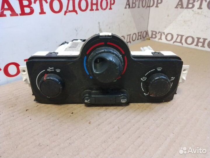 Переключатель отопителя печки Renault Scenic 2