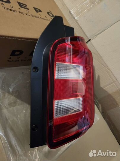 Фонарь задний правый Transporter T6 2015- 2019