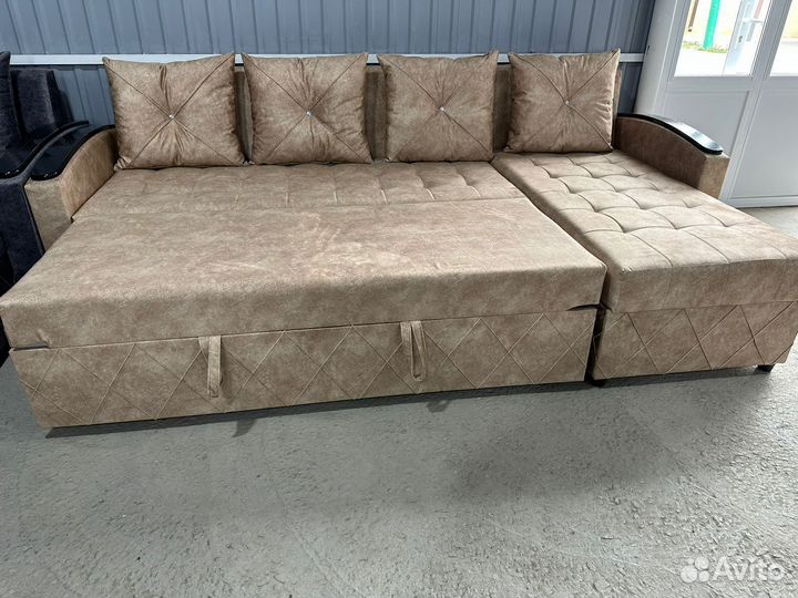 Диван крокодил