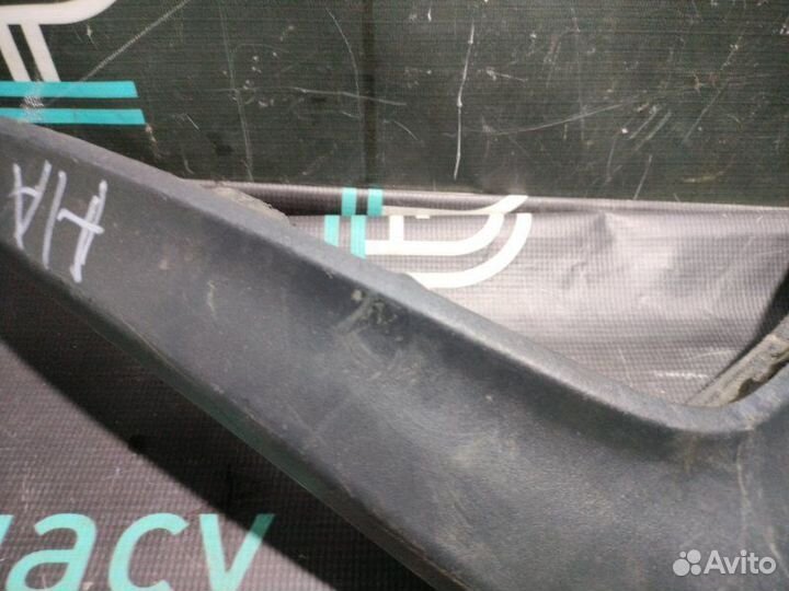 Брызговик задний левый Land Rover Range Rover