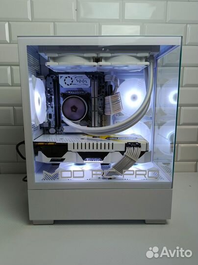 Мощный игровой пк белый /Intel/ddr 4 /GTX 1080 8g