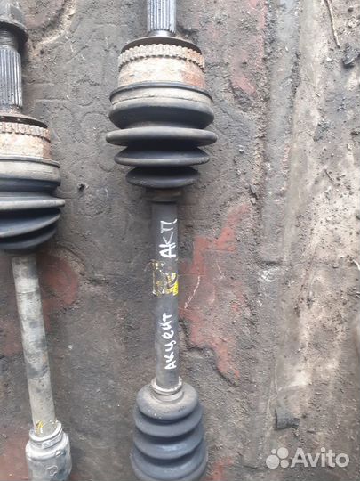 Полуось (привод) передний левый Hyundai Accent