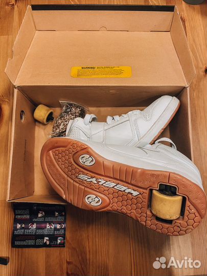 Роликовые кроссовки Heelys. 7US/6UK/39EUR/25см