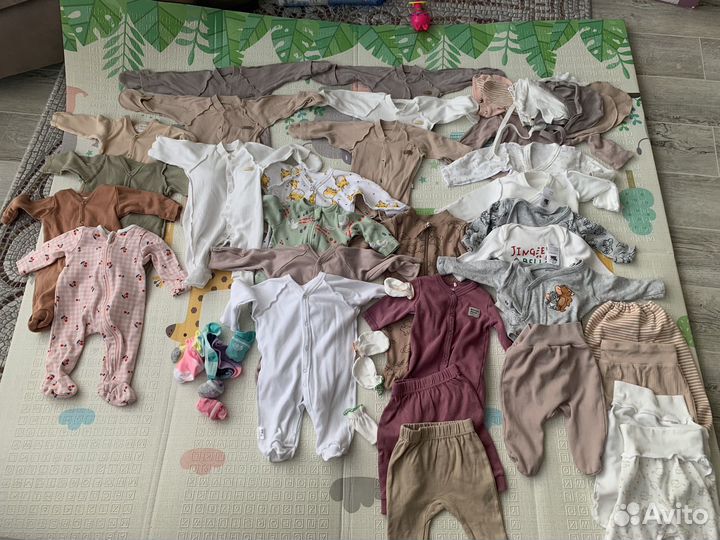 Комбинезон, боди, ползунки,э для новорожденных