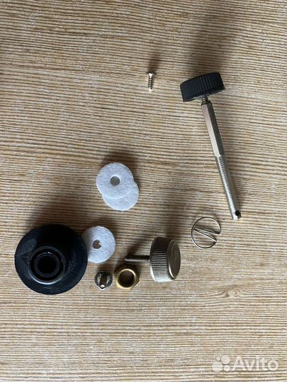 Катушки рыболовные, шпули для катушек