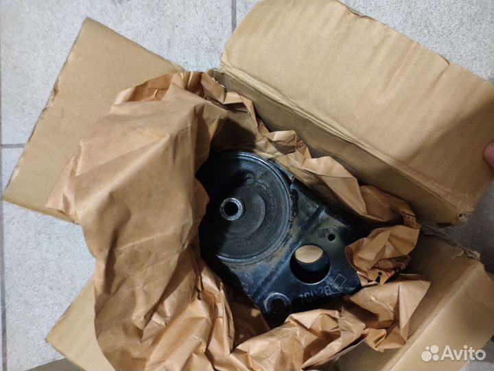 Подушка двигателя nissan teana j31
