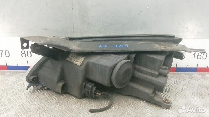 Фара правая Volkswagen Tiguan