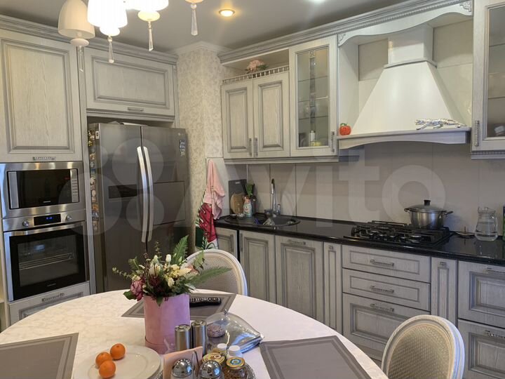 5-к. квартира, 130 м², 6/10 эт.