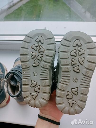 Демисезонные кросовки и ботинки 24 размер