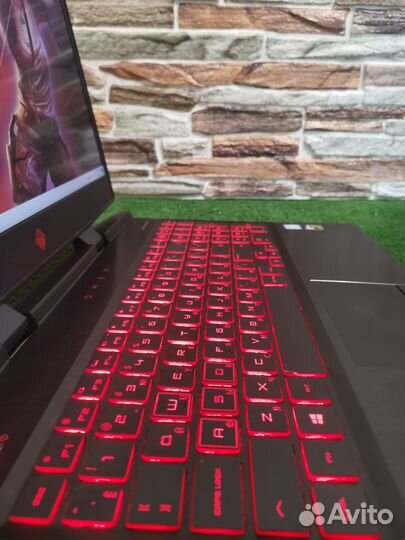 Игровой ноутбук Hp Omen i5 8го/GTX 1050 4Гб/ssd