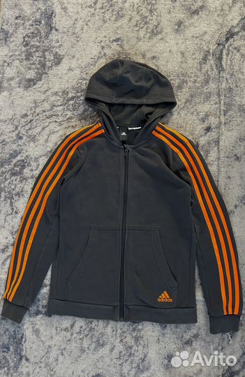 Спортивный костюм adidas