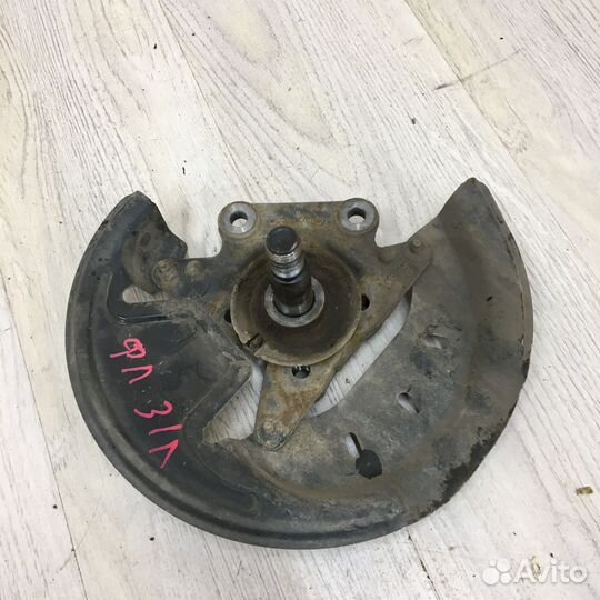 Цапфа Renault fluence Лев