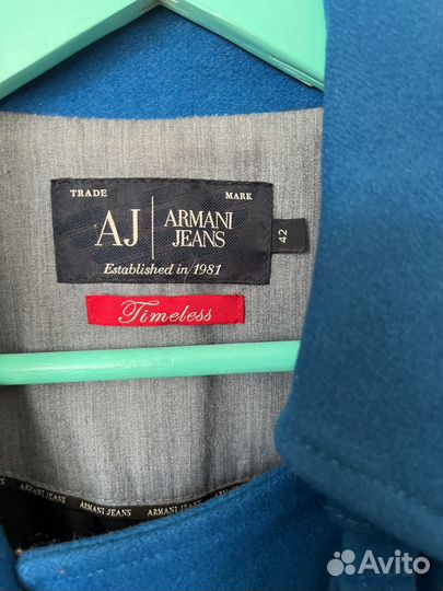 Пальто Armani женское