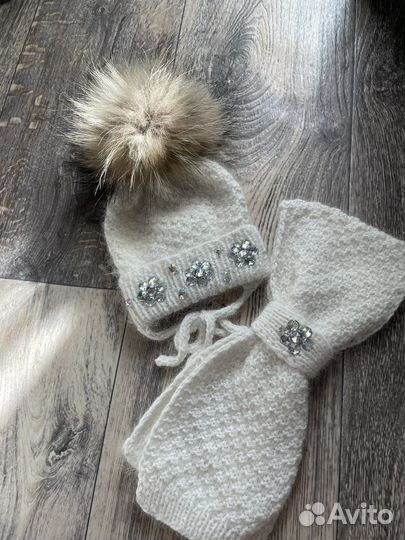 Комплект детский шапочка и шарфик ручной работы