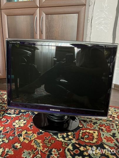 Монитор Samsung syncmaster T220G