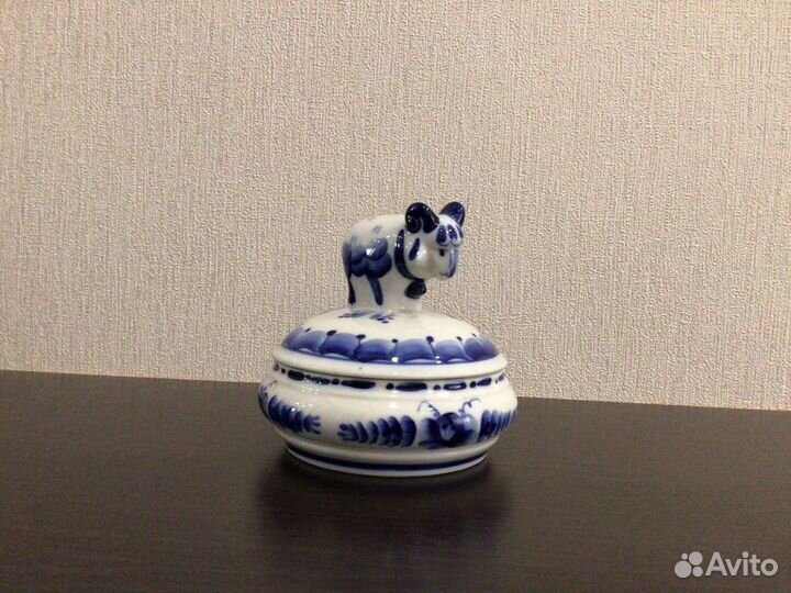 Шкатулки коллекционные гжель