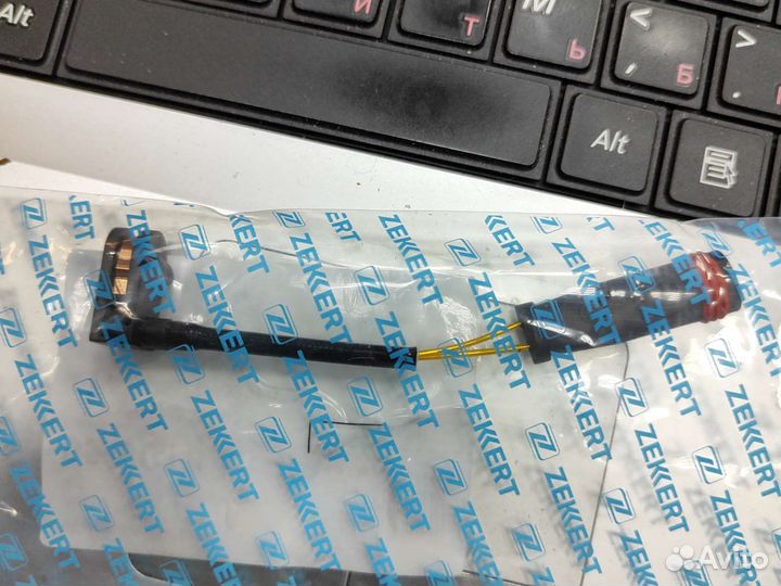 Датчик износа тормозных колодок Mercedes