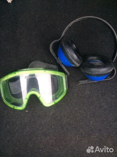 Очки, наушники