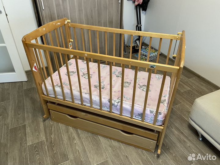 Кровать-качалка детская с ящиком