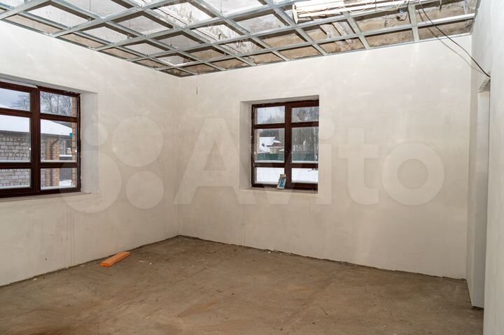 Дом 246 м² на участке 16,2 сот.