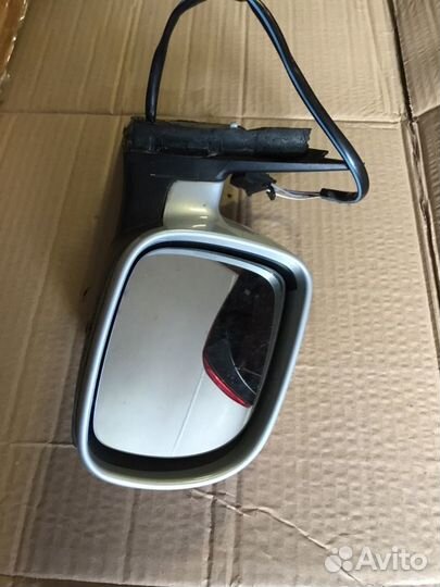 Зеркало правое Volkswagen Passat B5
